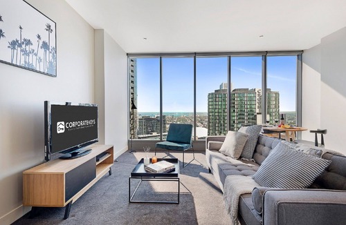 Southbank Apartment | Luxury One-Bedroom Apartment Freshwater Place