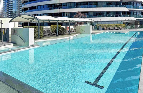 Broadbeach Apartment | Luxury Oracle Stay Ocean Views 2BR Level 11