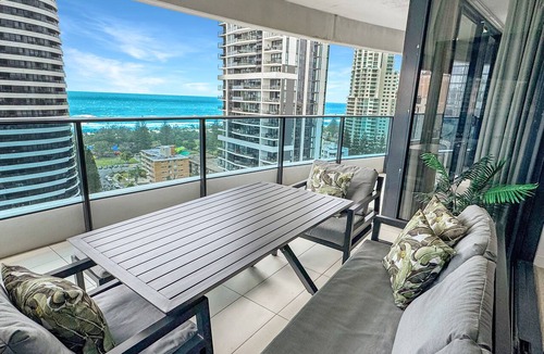 Broadbeach Apartment | Luxury Oracle Tower 2 Ocean Views 2BR Lvl 15