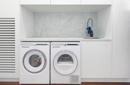 Thebarton House | Luxury Stay 5 Mins From CBD - 3Bdrm, 2Bthrm