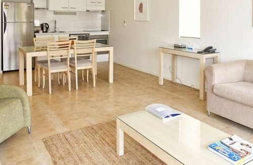 Bluff Point Apartment | Luxury studio apartment for extended stay