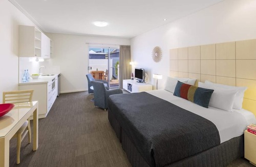 Beresford Apartment | Luxury studio apartment in a security estate located in a ocea front area