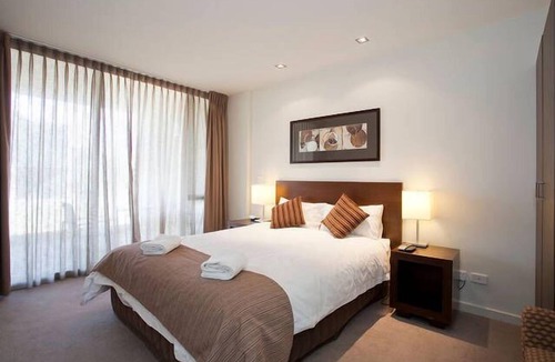 Torquay Resort | LUXURY TORQUAY RESORT "APARTMENT" - Beachside - Perfect Location