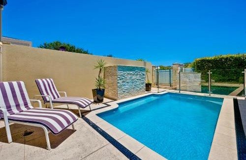 Munster House | Luxury Villa W Pool & Spa 5 BEDROOMS