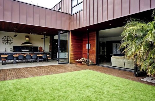 Elwood House | Luxury Villas Hartpury (Heated Pool)