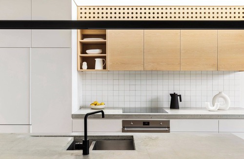 Port Melbourne House | Luxury Villas The Cable House (Pet Friendly)