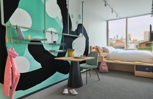 Collingwood Hotel | lyf Collingwood Melbourne