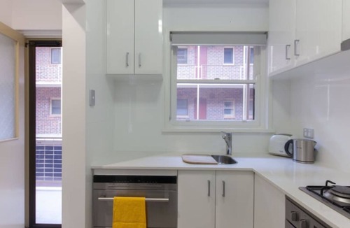 West Perth Apartment | M4 Studio Apartment on Malcolm Street