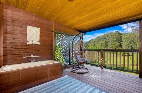 St. Albans House | MacDonald River Retreat