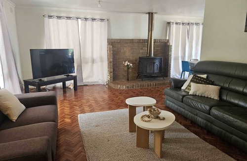 Romsey House | Macedon Country Stay