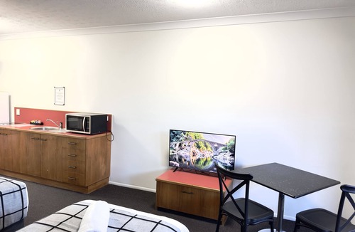 West Mackay Hotel | Mackay Resort Motel