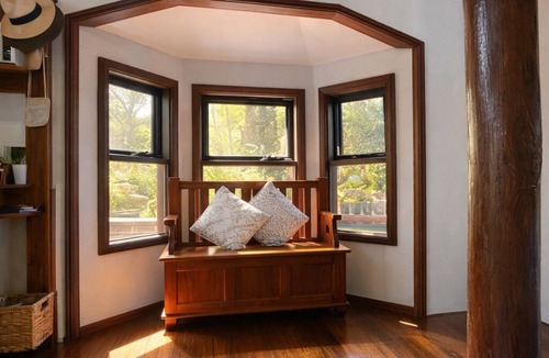 Macmasters Beach House | Macmasters Beach Coastal 3 bedroom Retreat with filtered ocean views
