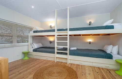 Macmasters Beach House | 'Macmasters Malibu' by HolidayCo