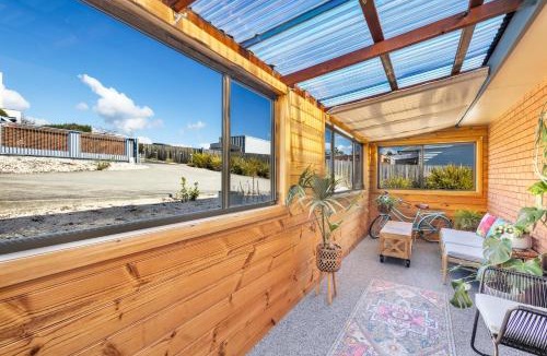 Penguin House | Madsen Retreat