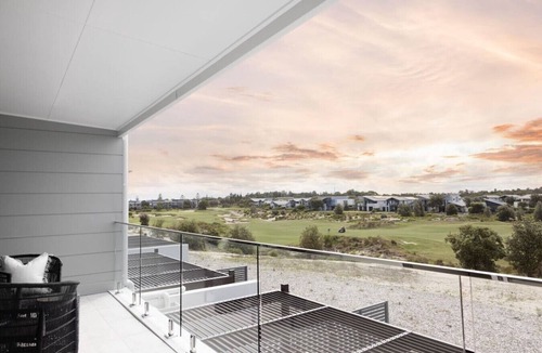 Magenta Shores House | Magenta Palms on Golf Course , Pools & Beach acces