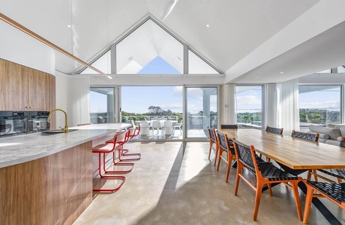 Waterhouse House | Magic Beach Robe - Luxury Beachfront Escape