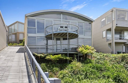 Lorne House | Magnum - Space for everyone including your pet & FREE WIFI