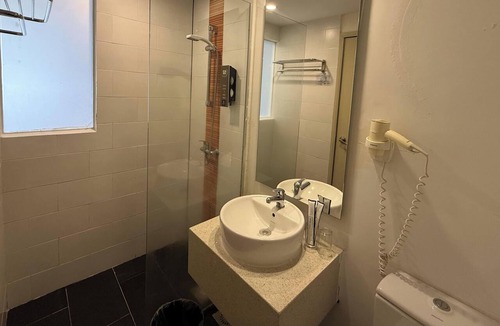 Kampung Bukit Dukong Hotel | MagTree Cheras