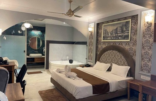Sirsa Hotel | Mahal E Noor Amritsar Sirsa