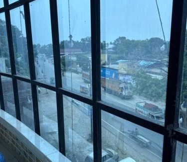 Aonla Hotel | Maheshwari Hotel