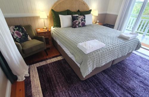 Mount Glorious Cabin | Maiala Park Lodge