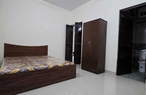 Mansarovar Bed & Breakfast | Maitreyi residency