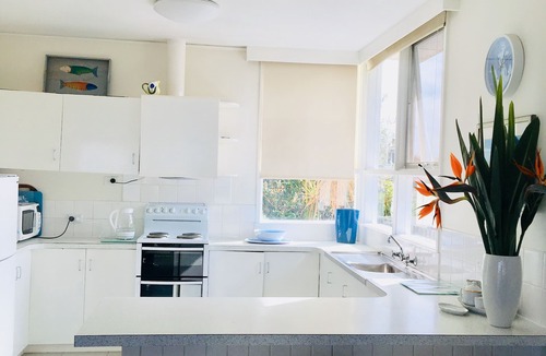 St Leonards Cottage | Majestic waterfront views BBQ fishing beach wineries