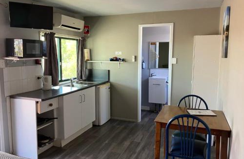 Mitchell Apartment | Major Mitchell Caravan Park