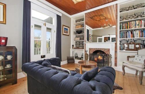 Beechworth House | Malakoff House - Charm & Luxury