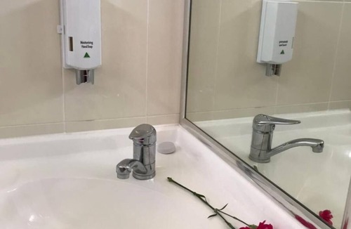 Roma Hotel | Mandalay Motel