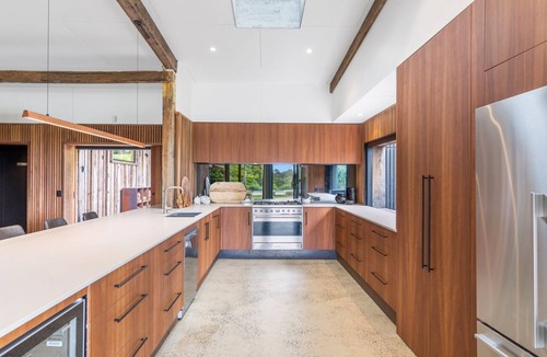 Bangalow House | Mango Packing Shed by Contemporary Hotels