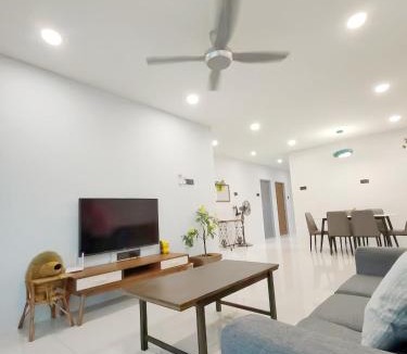 Kampung Kuala Pari Apartment | Manhattan Suites Ipoh