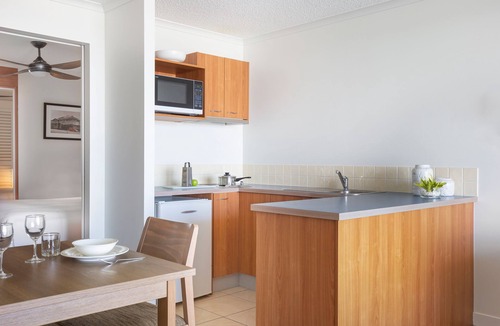 Urangan Hotel | Mantra Hervey Bay