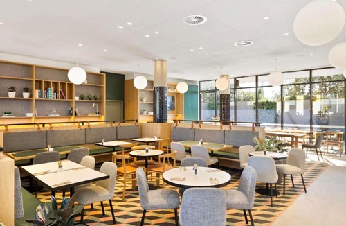 Mascot Hotel | Mantra on Sydney Airport