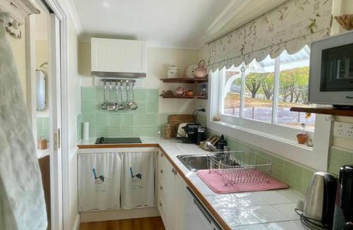 Castle Forbes Bay House | Maple Hill Cottage