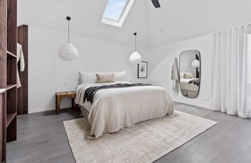 Berry House | Maple on Albert, Berry - by Linnaeus Collection