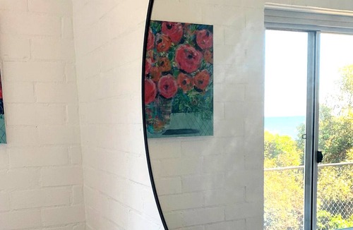 Central Coast Apartment | Margie's Place. Very Short Stroll to Beautiful Macmasters Beach