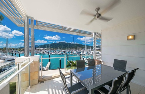 Airlie Beach Apartment | Marina Views at The Boathouse