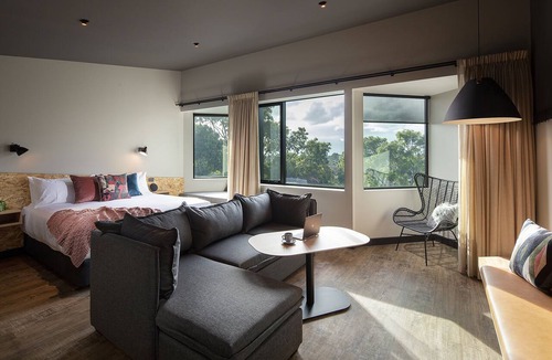 Mitchell Park Hotel | Marion Hotel