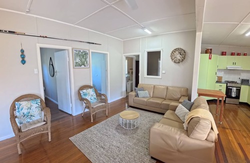 South West Rocks House | Marlene Court - Air con, boat parking
