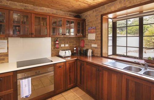 Gracetown House | Marmaduke Beach House - Amazing Ocean Views, Surf & Pet Friendly