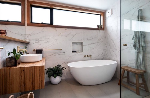 Shepherds Flat House | Marnies Loft - A chic and peaceful getaway!