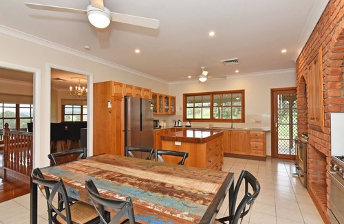 Pokolbin House | Marrowbone Mountain Views