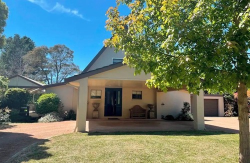 Burradoo House | Martha's . Your hideaway in the highlands.