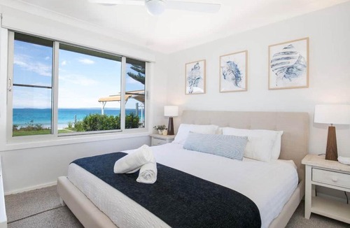 Callala Beach House | Matilda's Beachfront *winter w/end 3pm checkout*