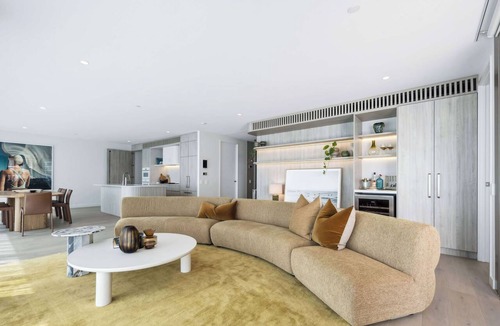 Burleigh Heads Apartment | Matisse by Khove