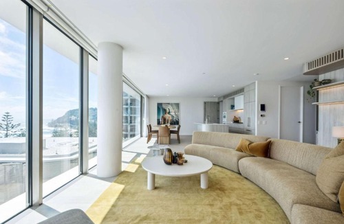 Burleigh Heads Apartment | Matisse By Khove