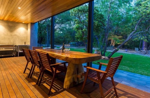 Dunsborough House | Maybrook - Minutes from Meelup Beaches and Dining