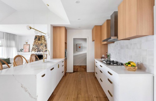 McCrae House | McCrae Beach House Fully Renovated - Short Walk to Beach - Pet Friendly