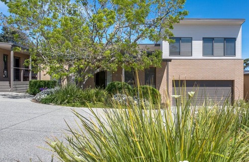McCrae House | McCrae Escape On William Street